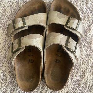 Birkenstock Kids Sandals - Beige and Brown camo design